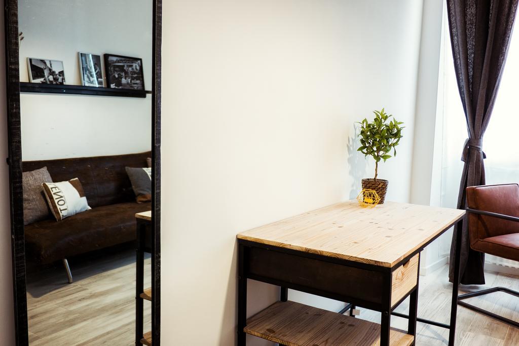 Bmga L Stylish Industrial Termini Apartment 罗马 外观 照片