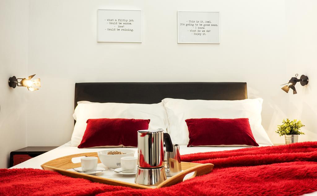 Bmga L Stylish Industrial Termini Apartment 罗马 外观 照片