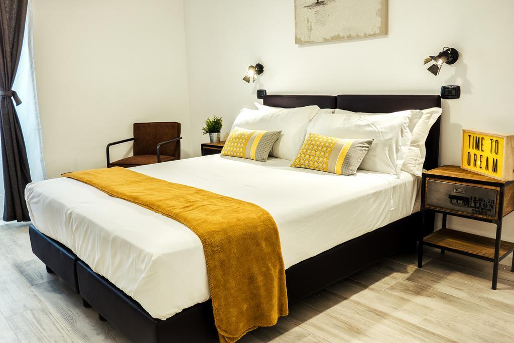 Bmga L Stylish Industrial Termini Apartment 罗马 外观 照片